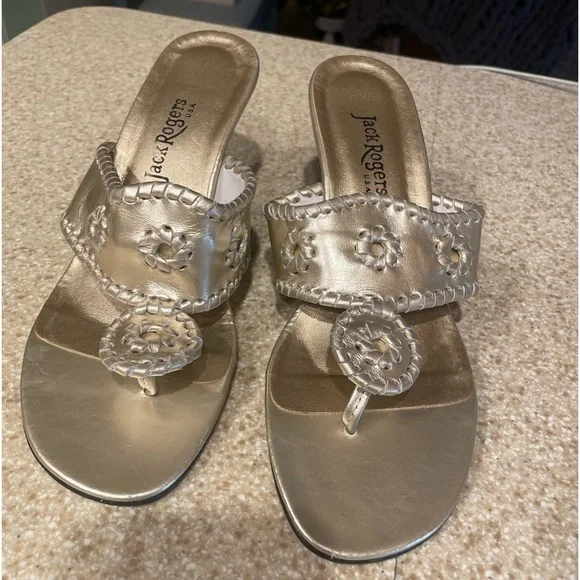 Jack Rodgers,heals,silver, wore 2 times, sprained ankle- unable to wear-ADORABLE - Picture 2 of 9